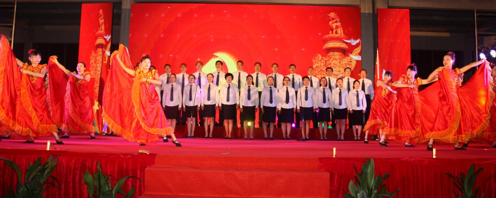 3、大合唱1.jpg